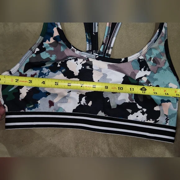 FOREVER 21 SPORTS BRA! 🌞 FINAL OFFER!! - Picture 4 of 8